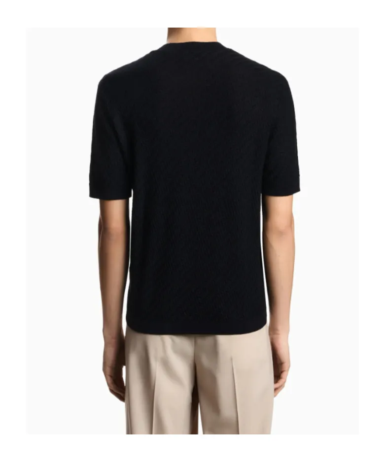Short-Sleeved Crew Neck Pullover