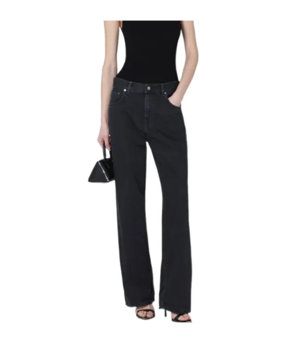 Wide-Leg Jeans