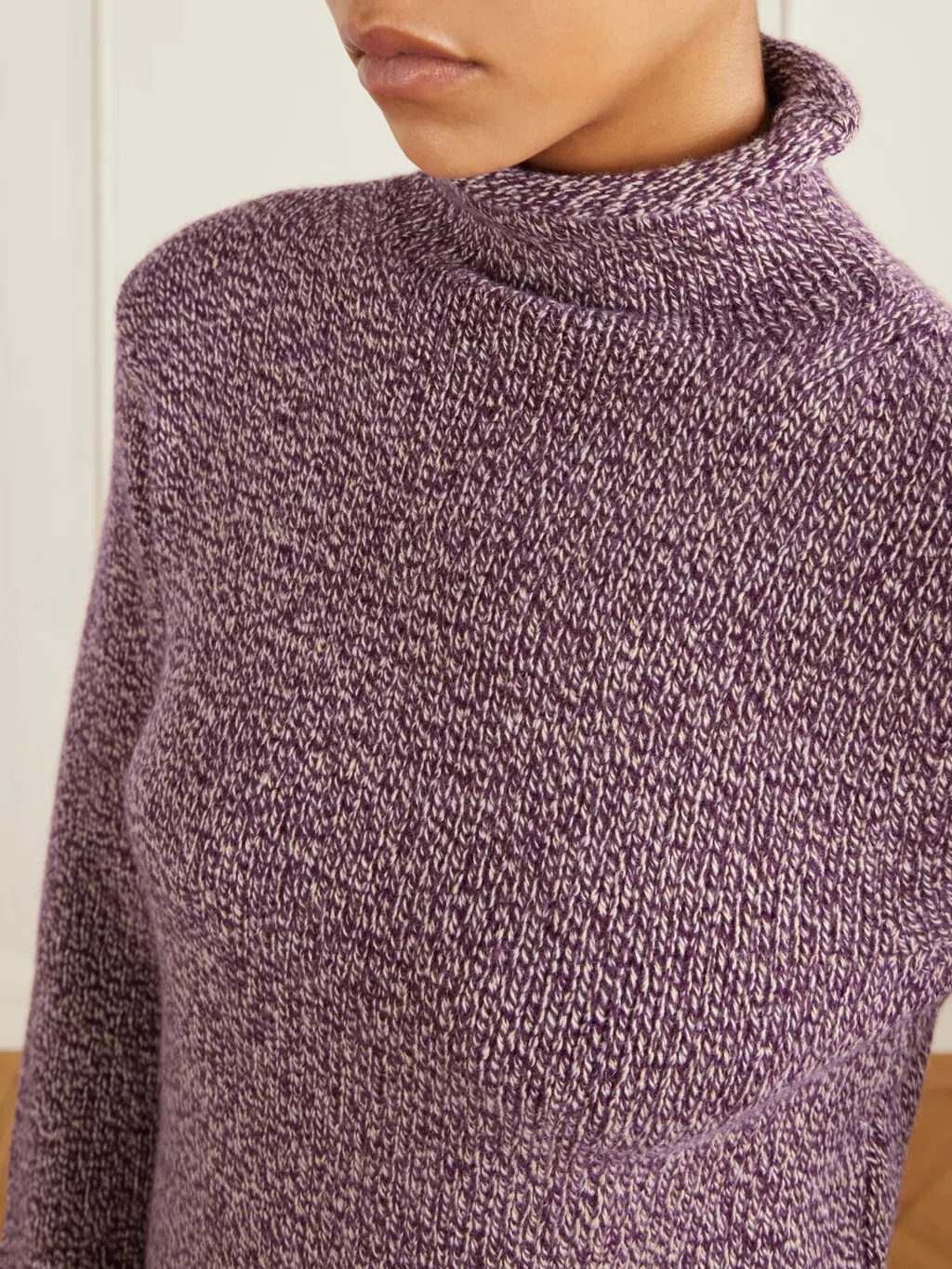 Flow Cashmere Turtleneck Sweater