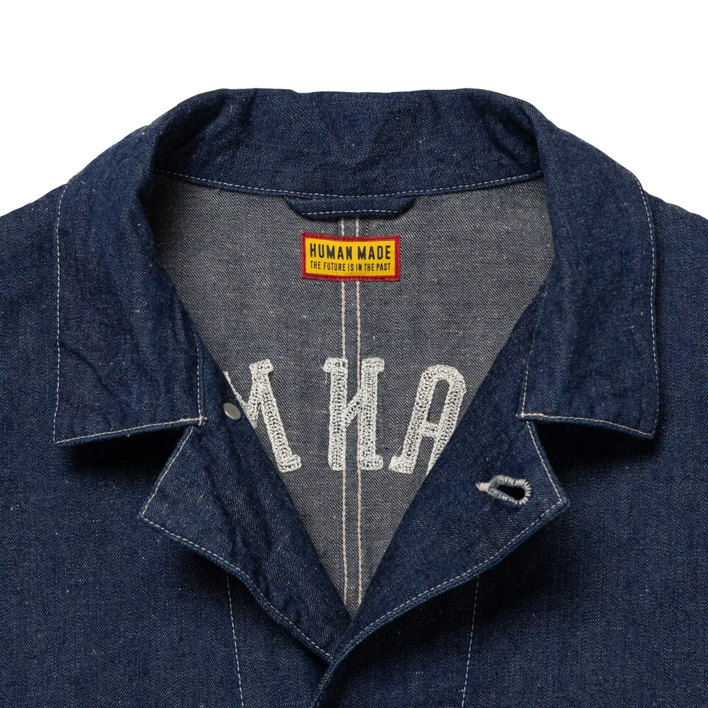Collared Long-Sleeved Denim Jacket
