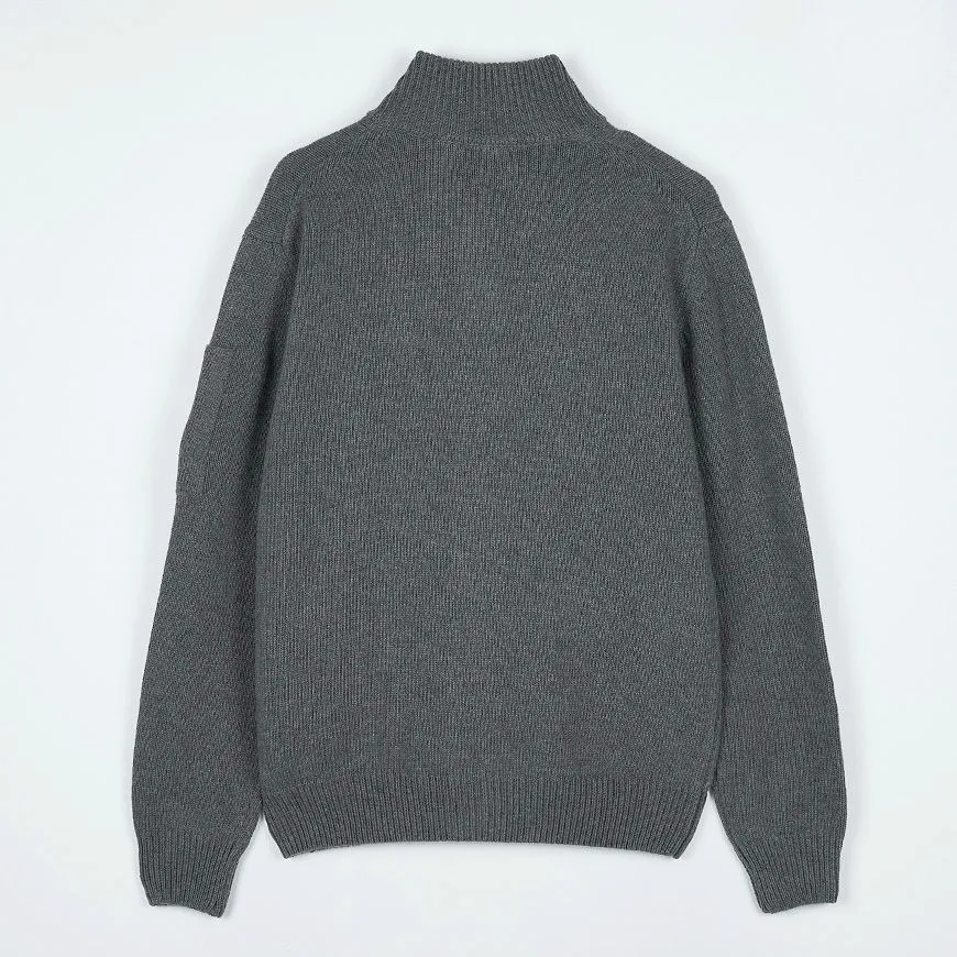Button-Down Long-Sleeved Knitwear