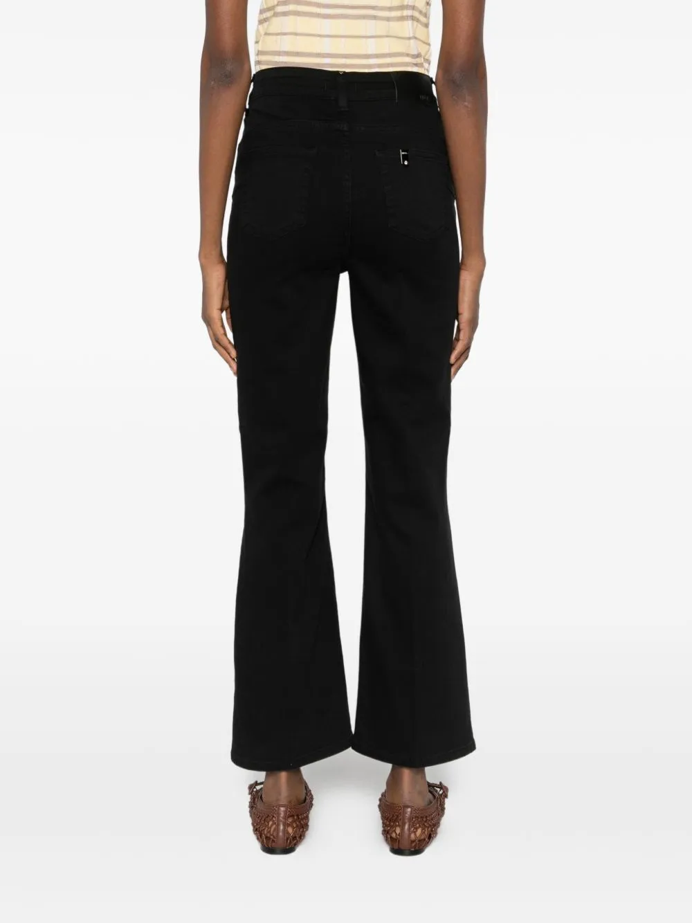 Buttoned Jeans