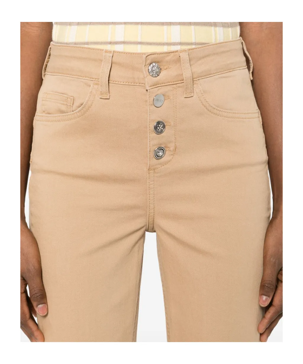 Buttoned Jeans