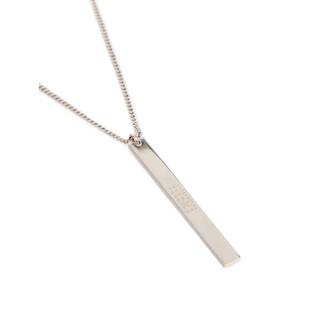 Minimal Pendant Necklace
