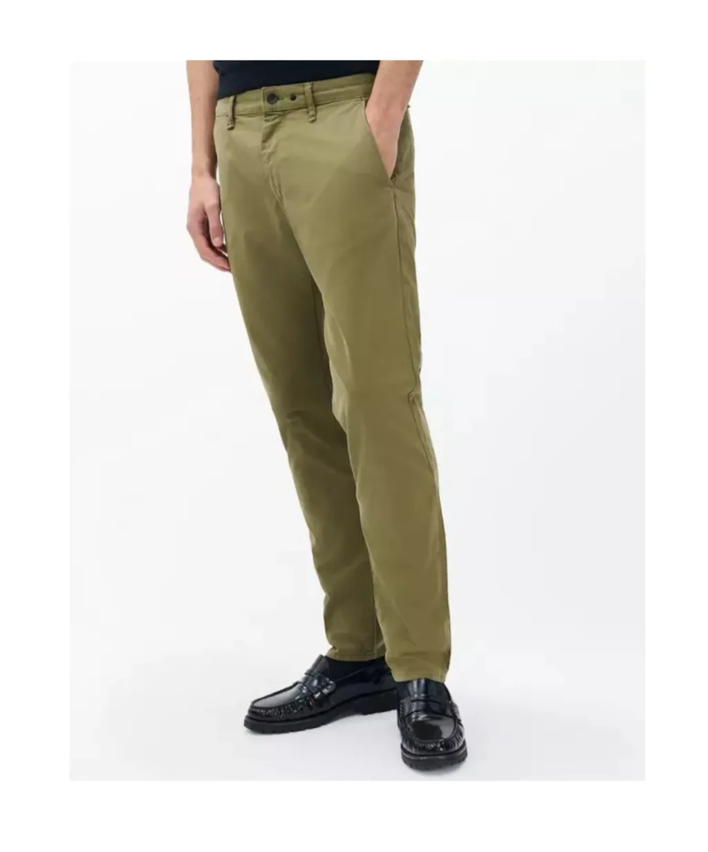 Fit 3 Athletic Chinos