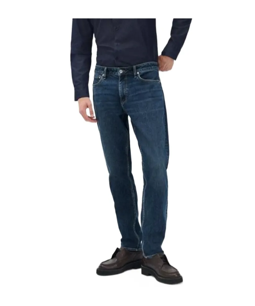 Fit 3 Athletic Jeans