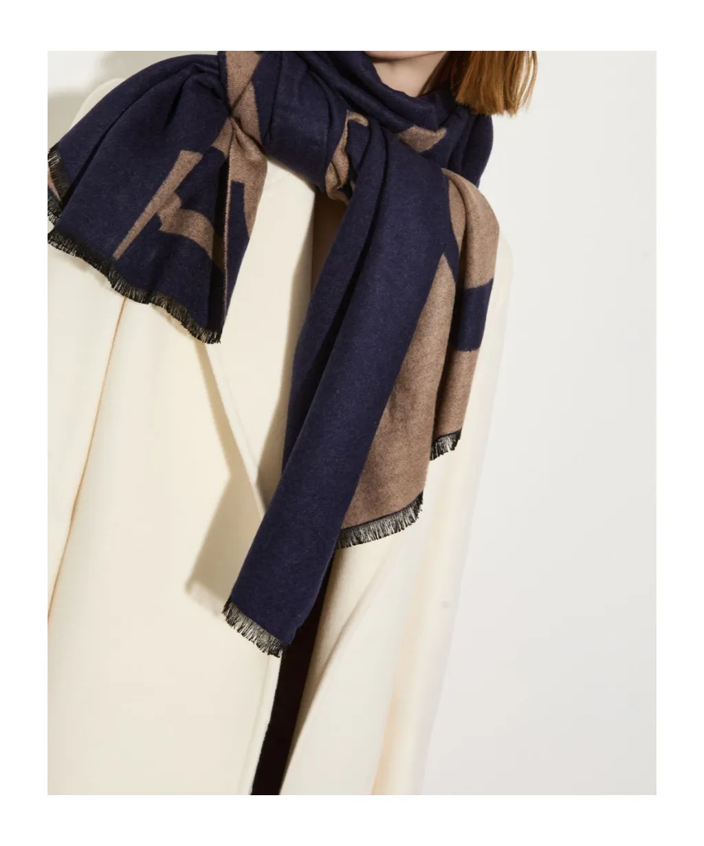 Jacquard Scarf