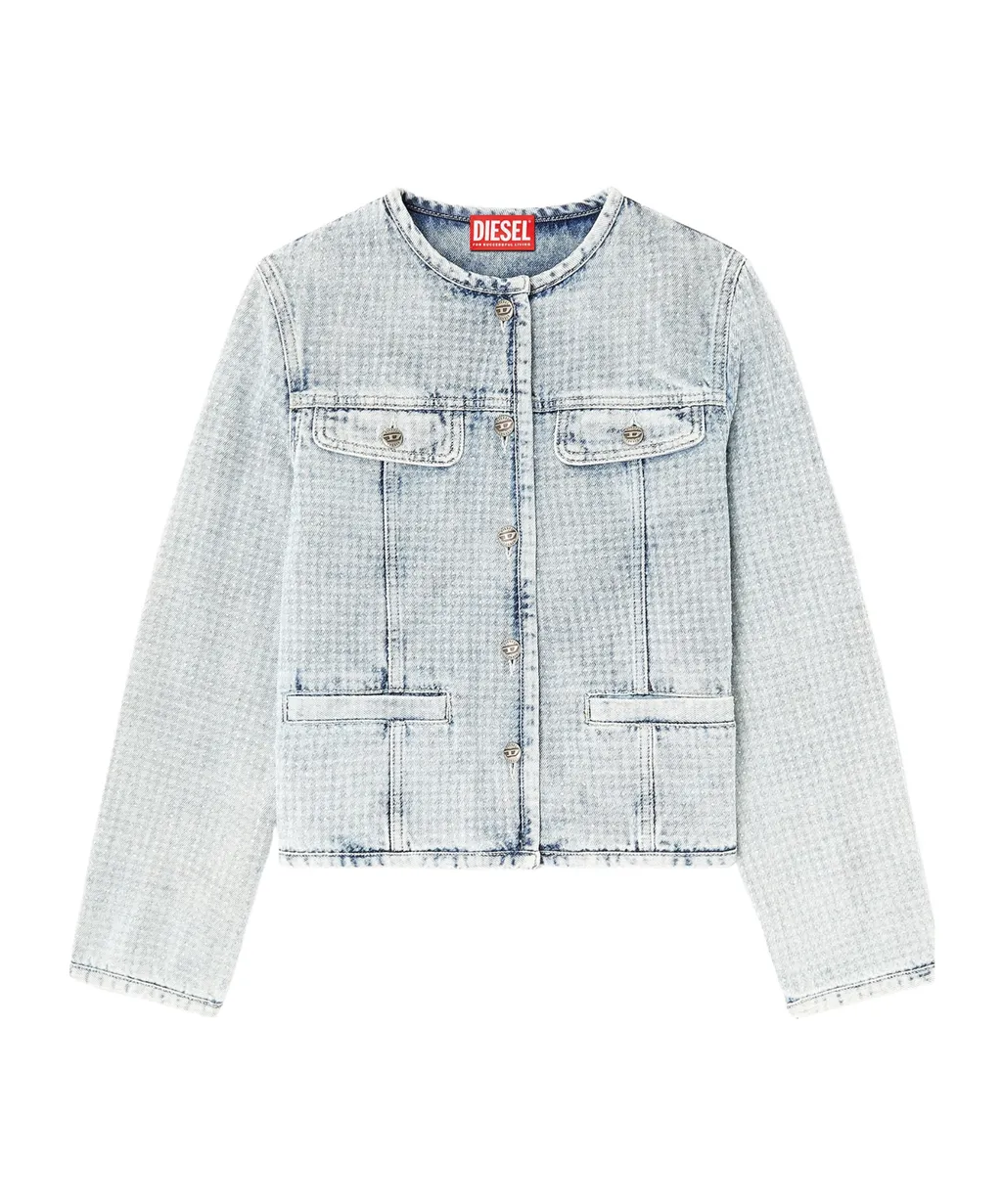 Button-Fastening Denim Jacket