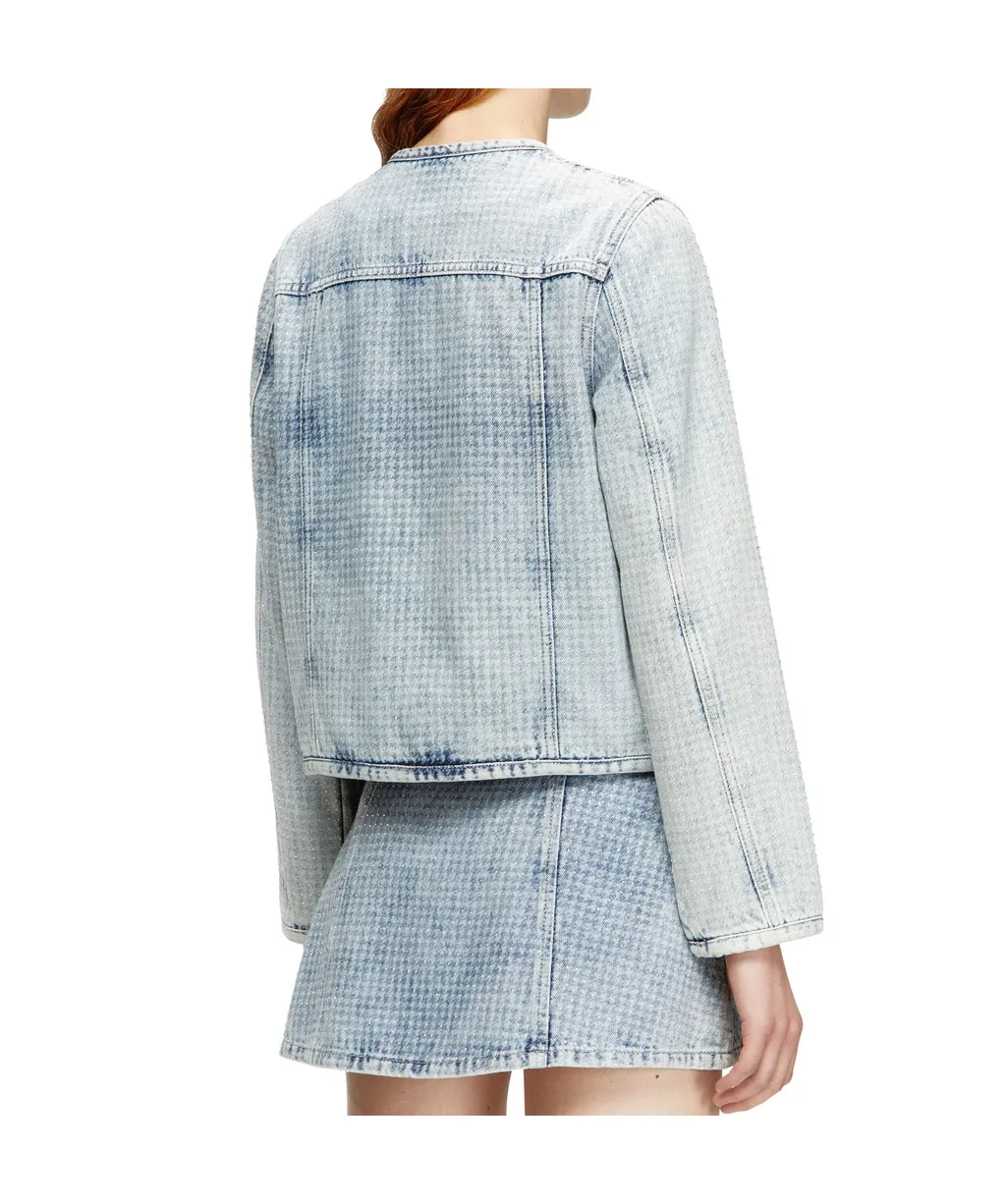 Button-Fastening Denim Jacket