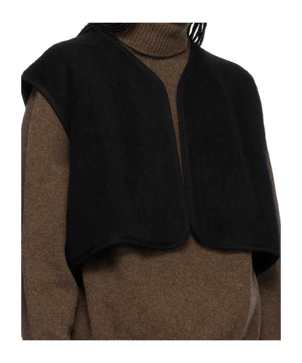 Sleeveless Vest