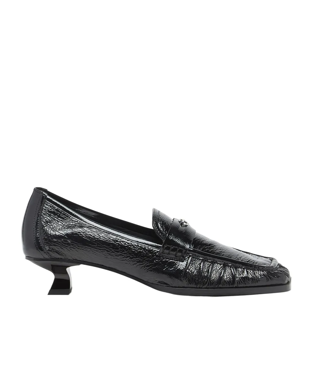 D-Amber Logo Heeled Pump