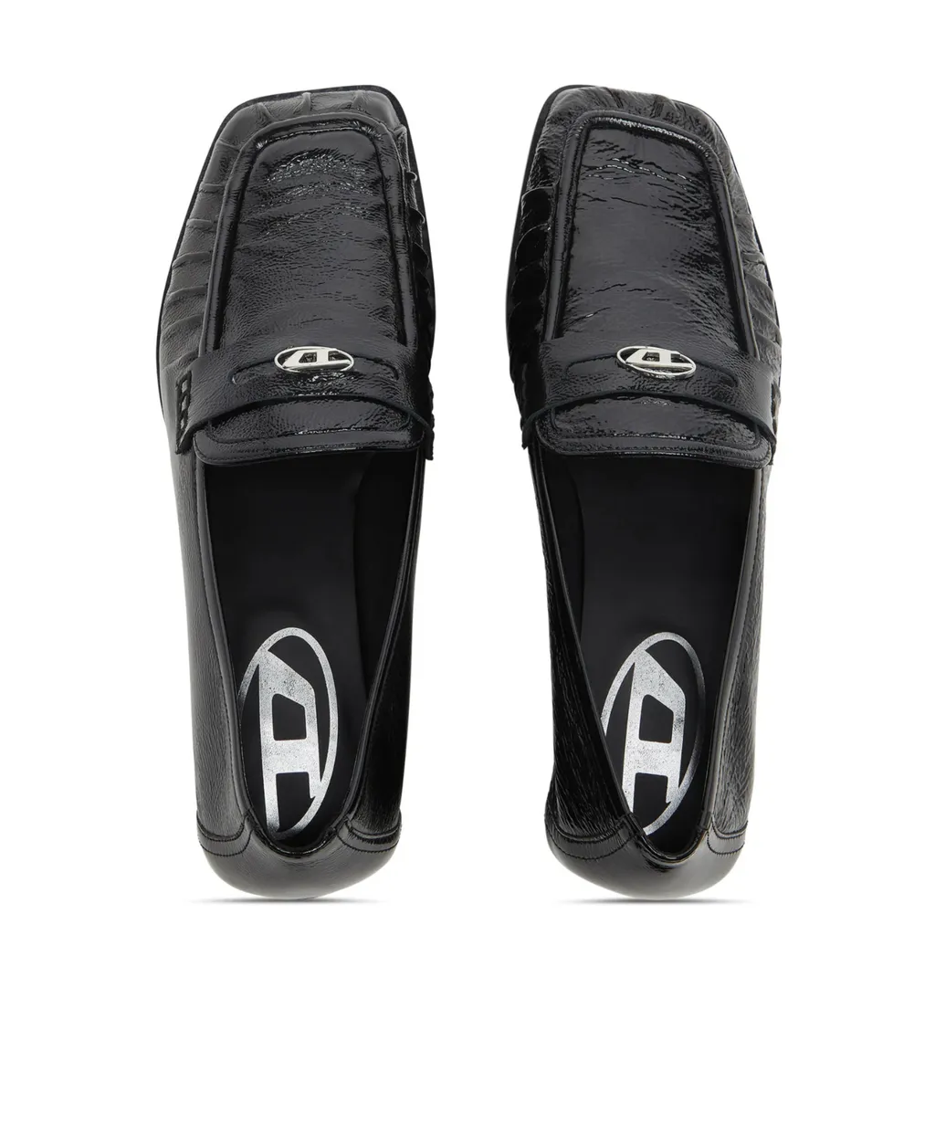 D-Amber Logo Heeled Pump