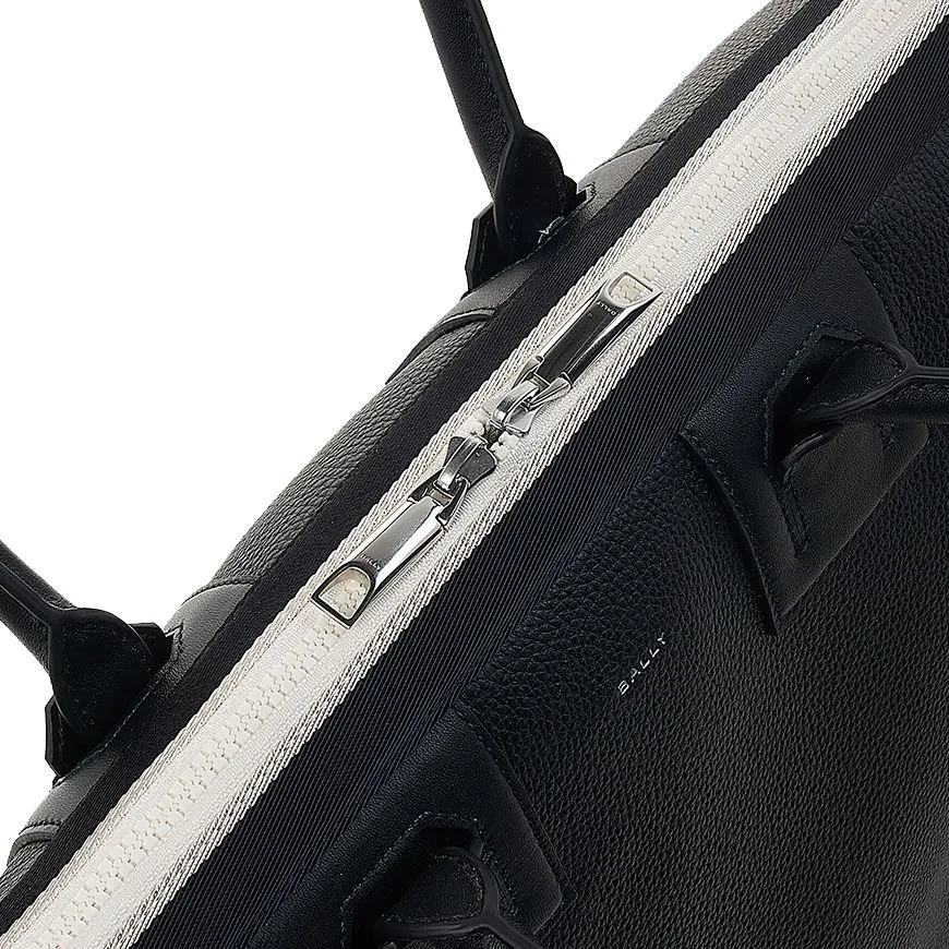 Bold Volume Tote Bag U901P