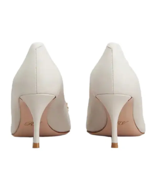 Efflorescence Pumps In Leather