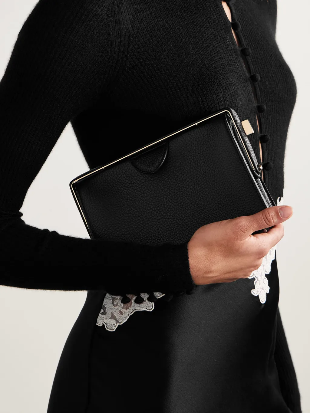 Carrington Clutch