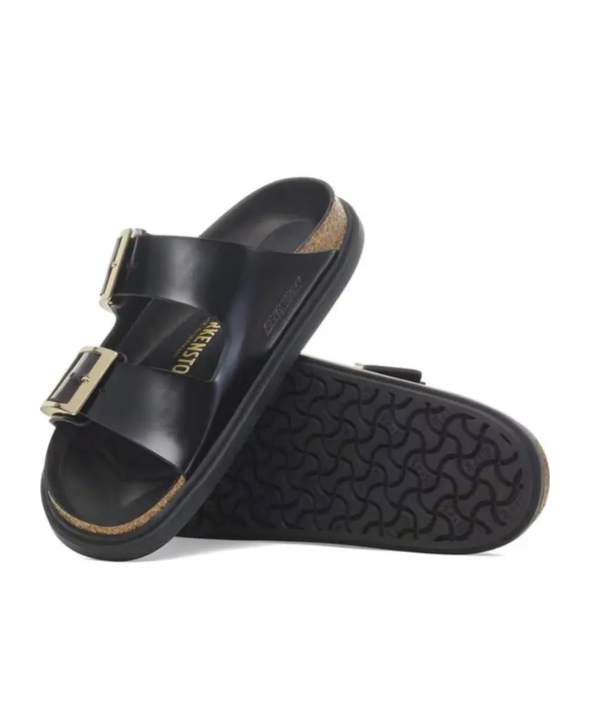 Arizona Buckle-Fastening Sandals