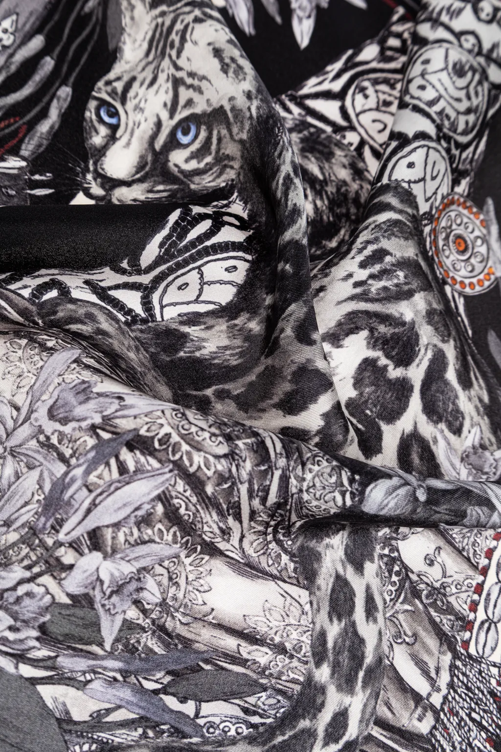 Etro Placed Leopard Printed Pocket Square