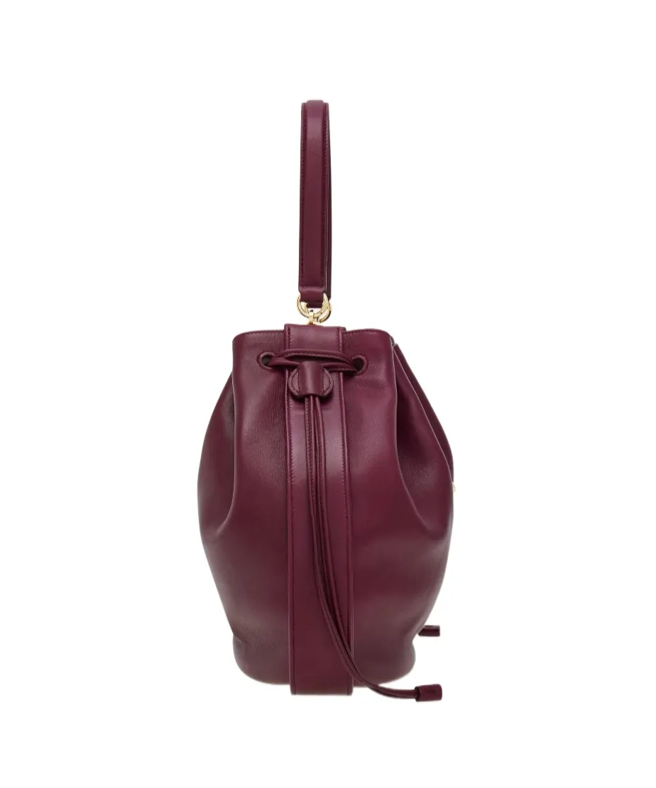 Hug Bucket Bag