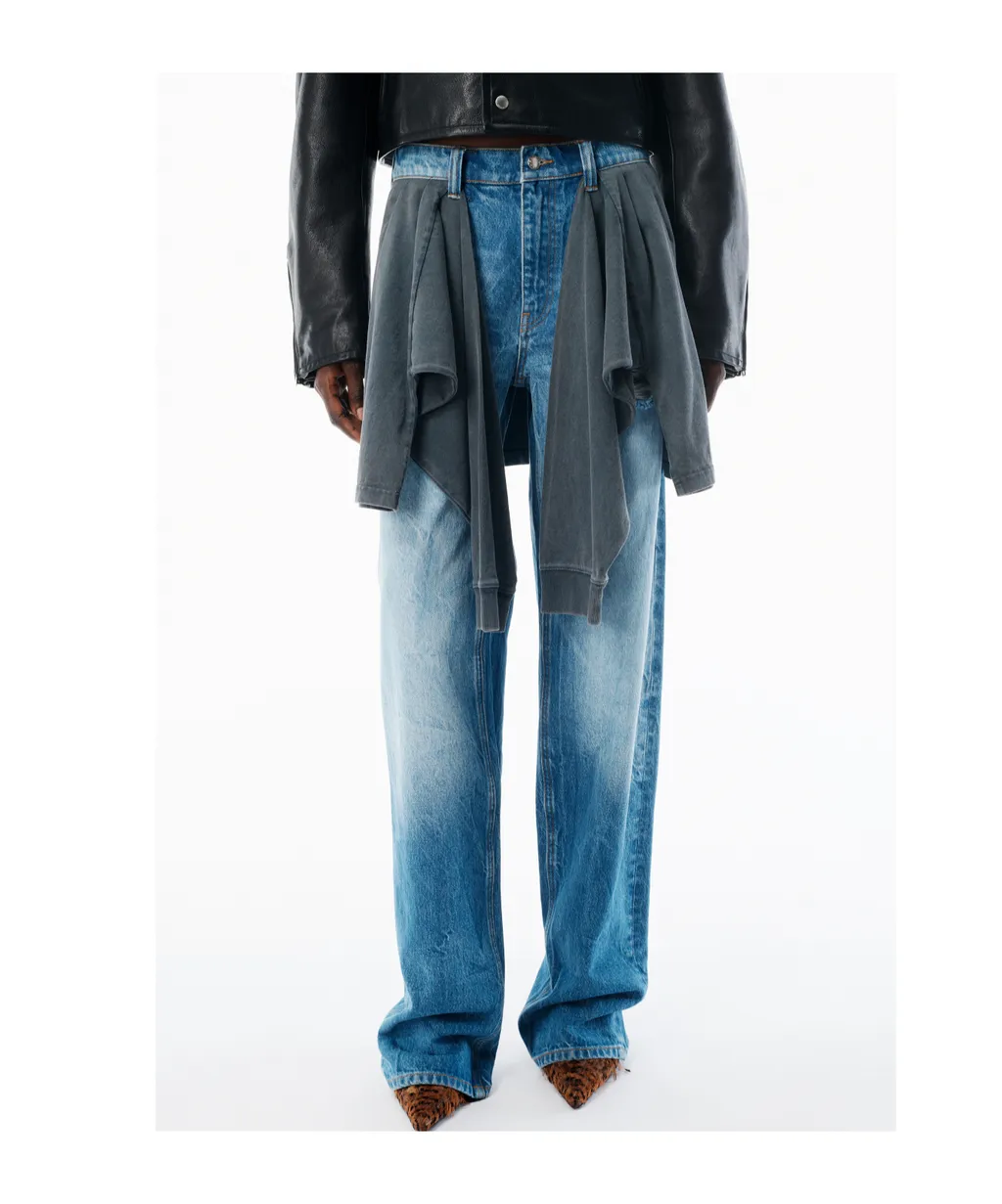 Tied-T-Shirt Jeans