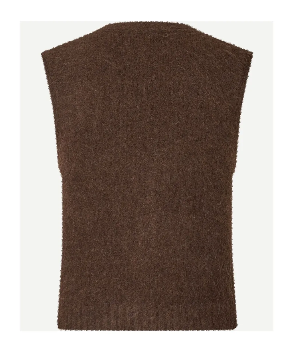 Sajeanne Vest