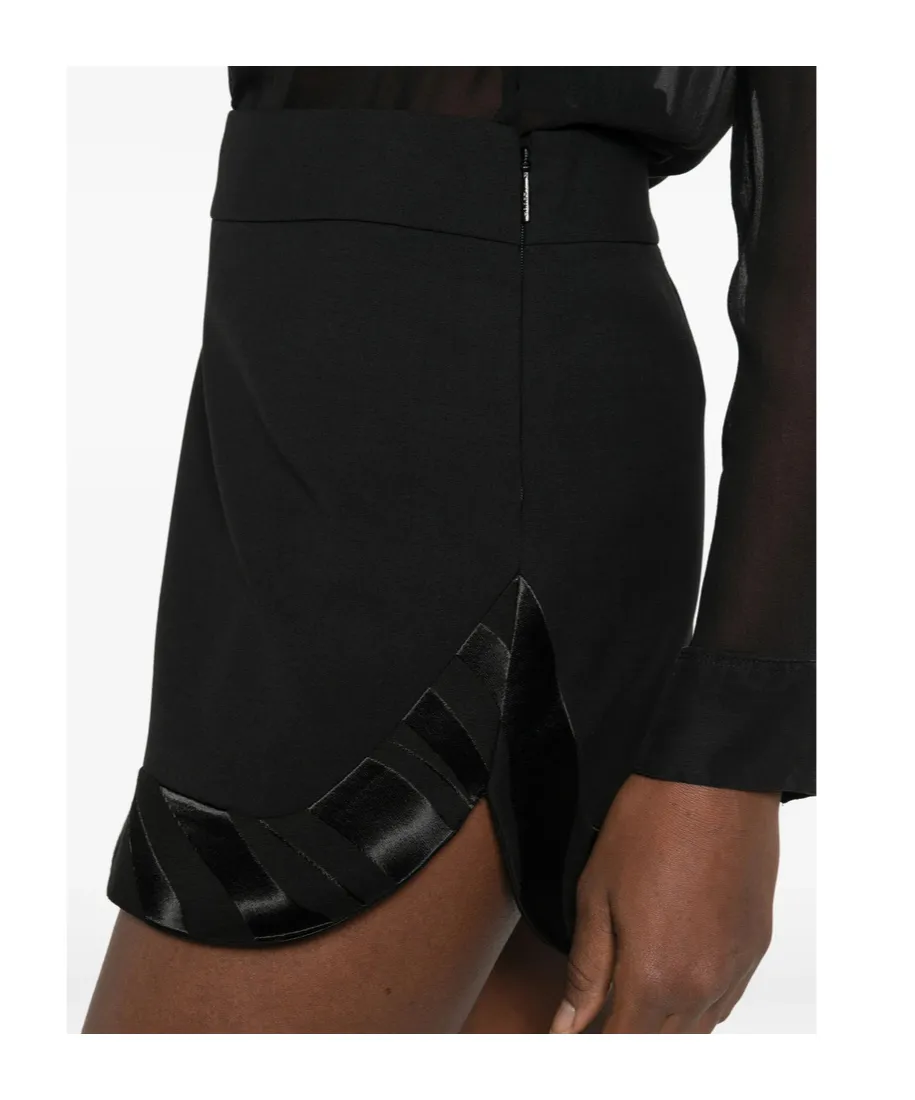 Hem-Pattern Skirt