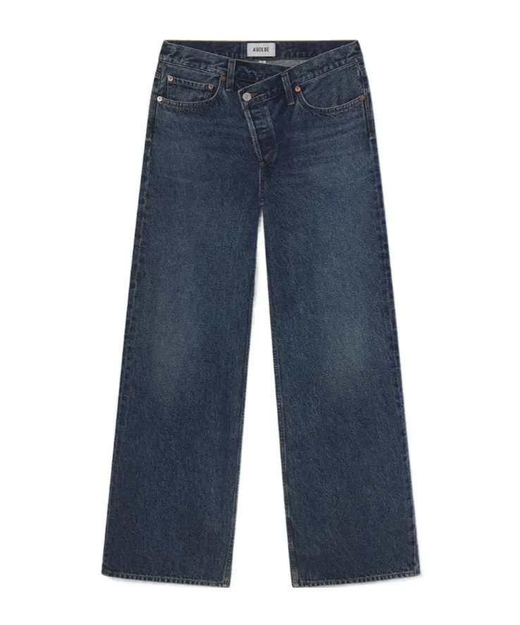 Button-Fastening Jeans