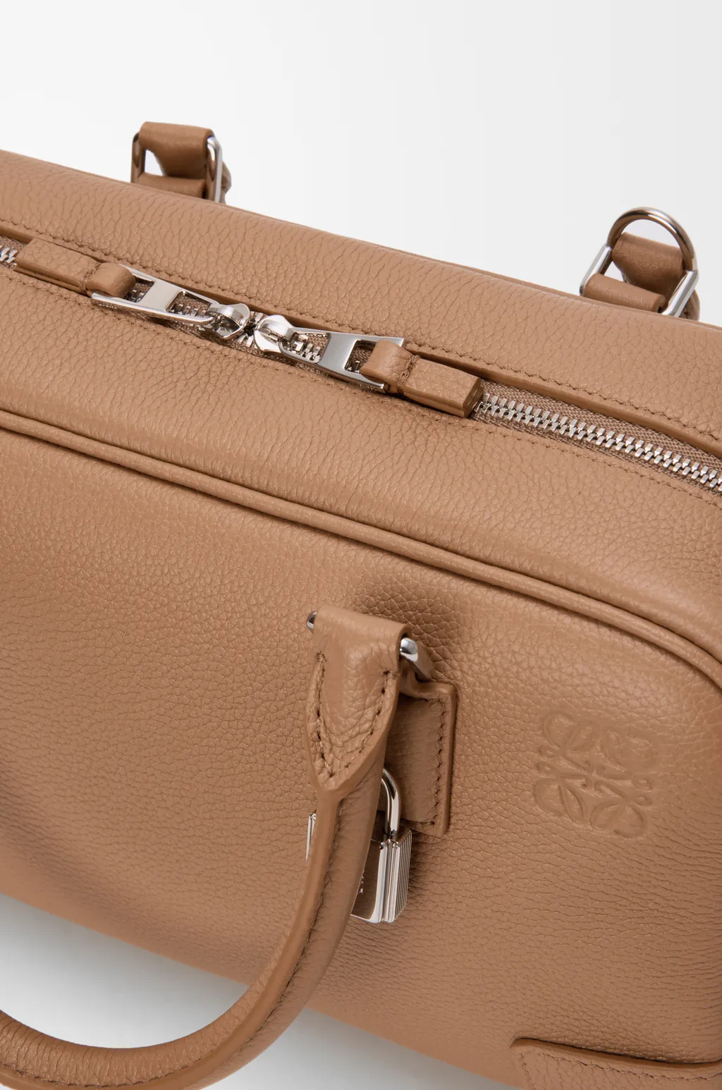 Amazona 23 Bag In Soft Grained Calfskin