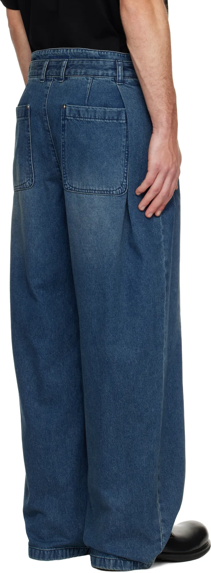 Belt-Loop Jeans