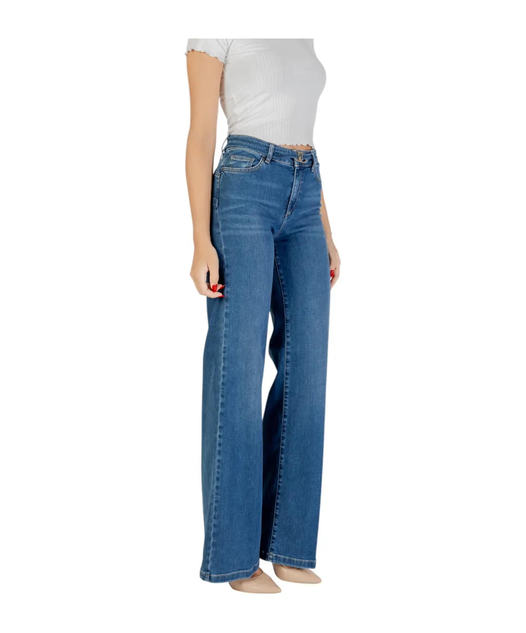 Jeans With Belt Loops