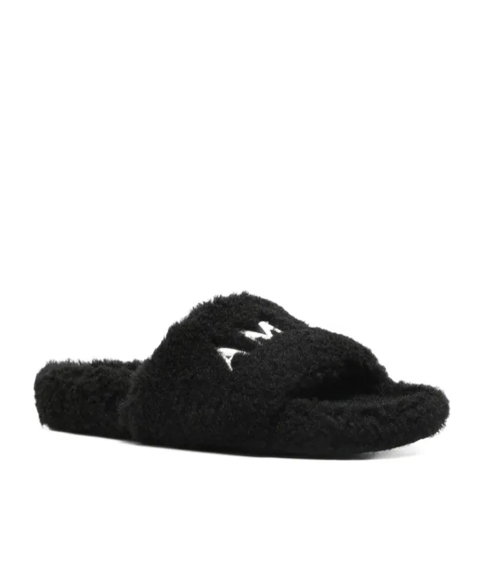 Round-Toe Flat Slippers