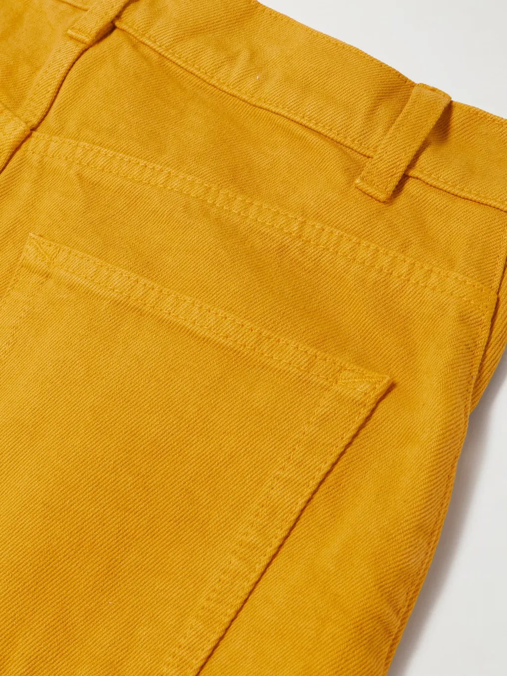 High-Waisted Jeans