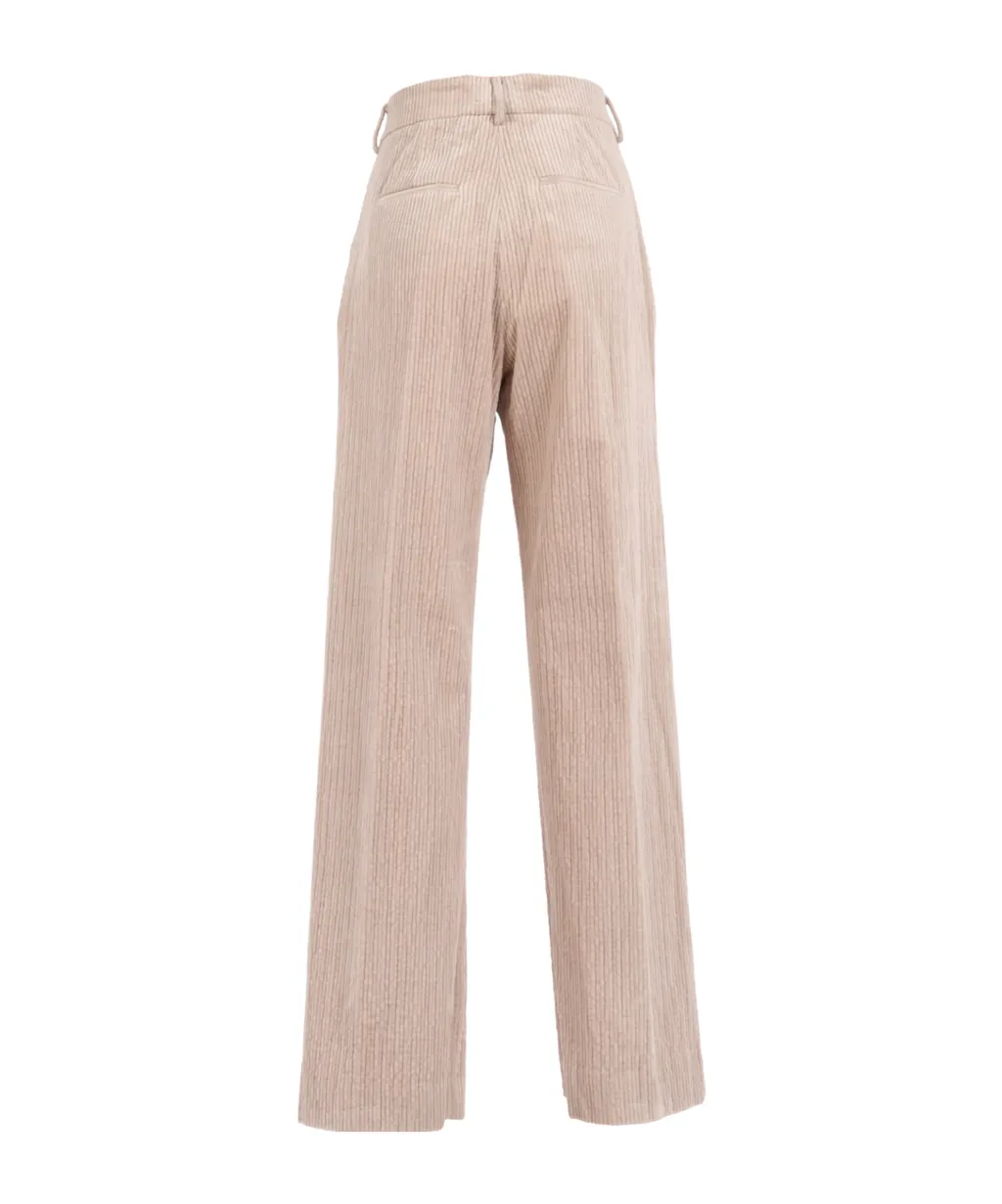 Pleated Details Casual Pants