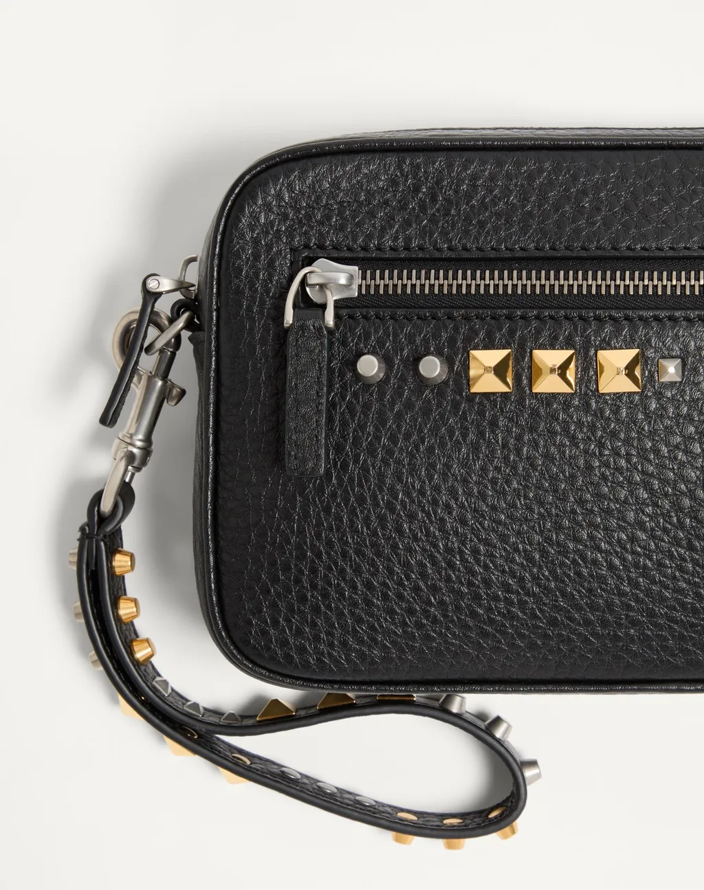 Valentino Garavani Rockstud Zip-Up Pouch