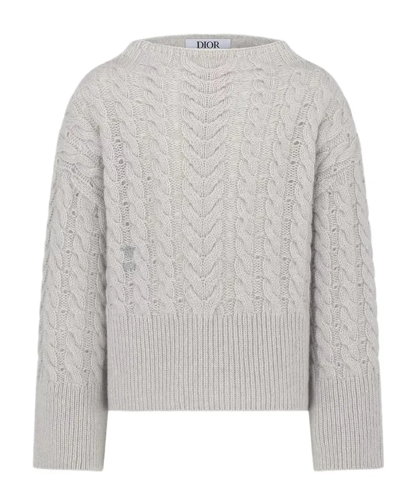 Long-Sleeved Knitwear