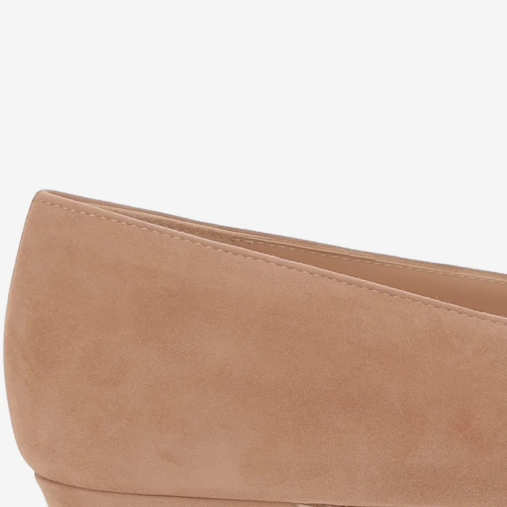 Gianvito Rossi Almond Toe Flats