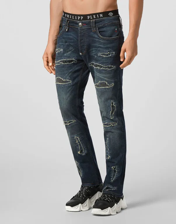 Belt-Loop Jeans