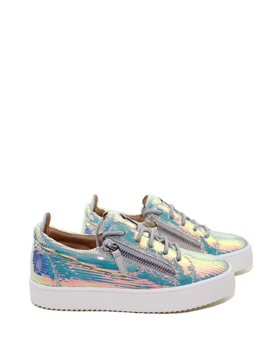 Gloss Low-Cut Skate Shoes