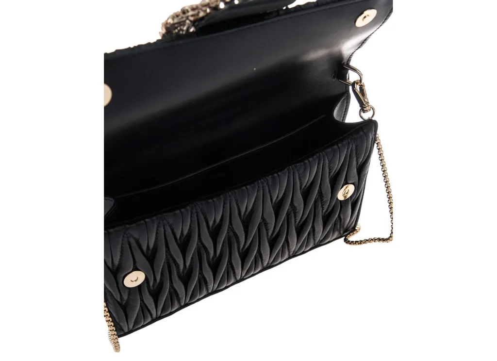 Matelassé Chain Shoulder Bag