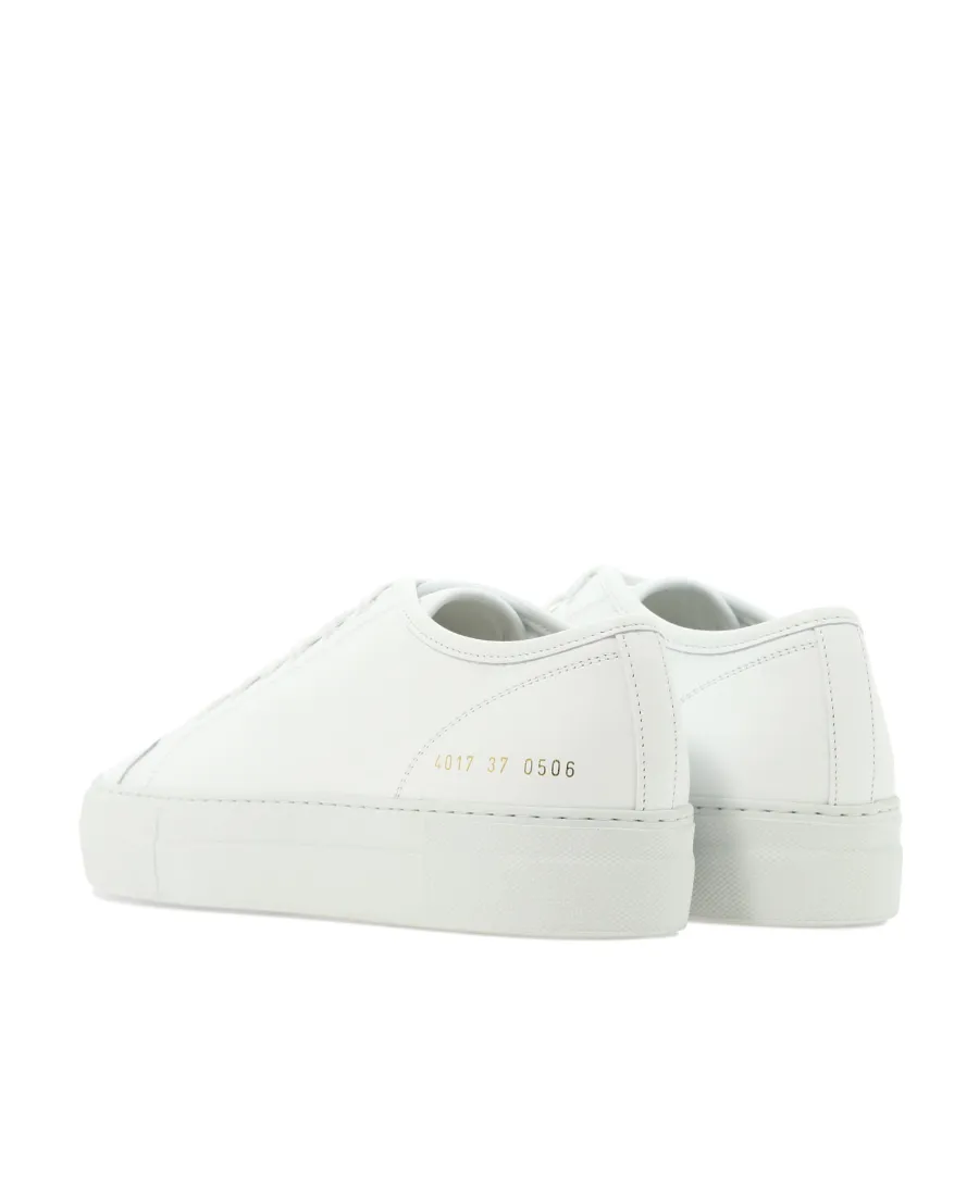 Logo Sports Shoes With Thick Soles And Low Uppers