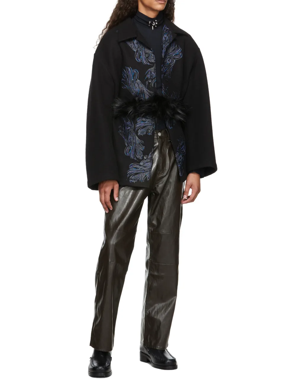 Black High-Necked Pullover
