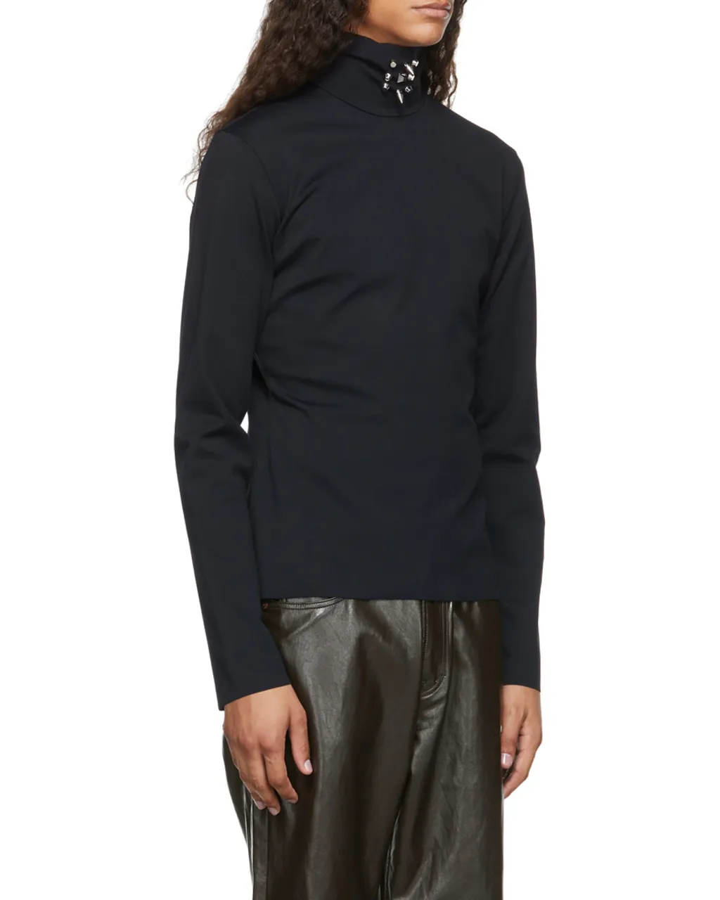 Black High-Necked Pullover