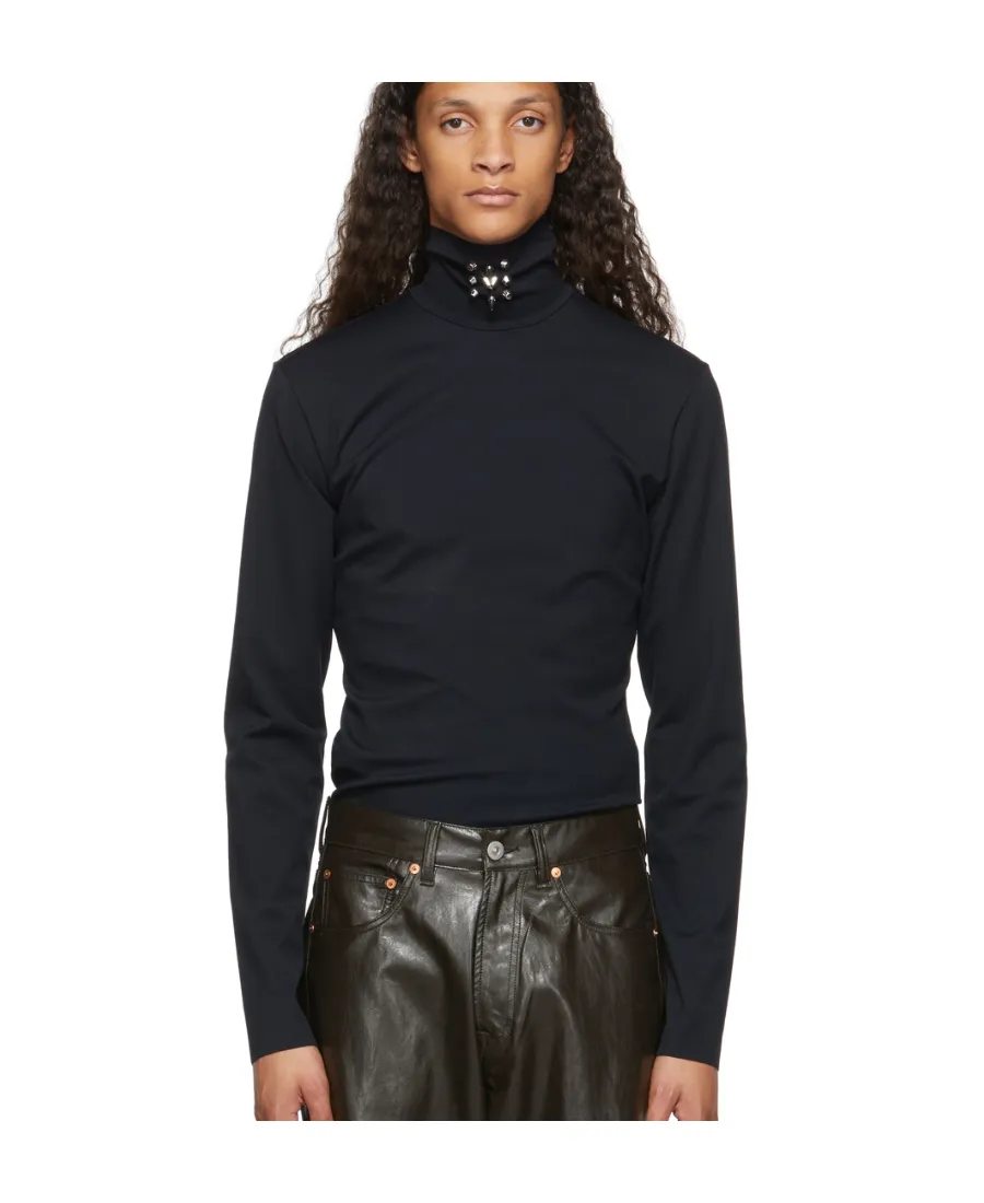 Black High-Necked Pullover