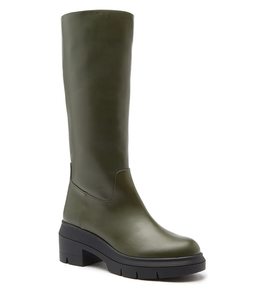 Round Toe Boots