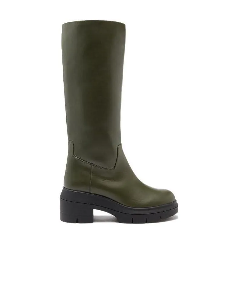 Round Toe Boots