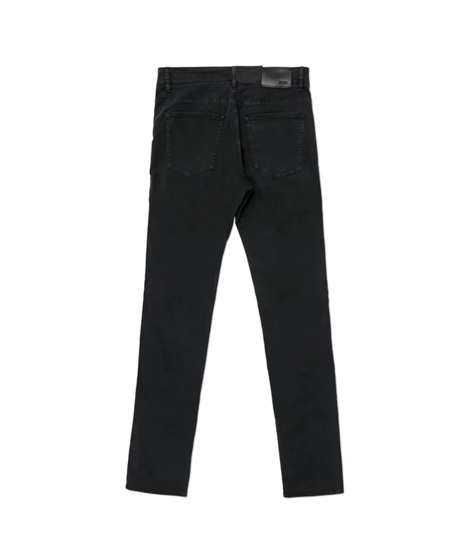Straight Jeans