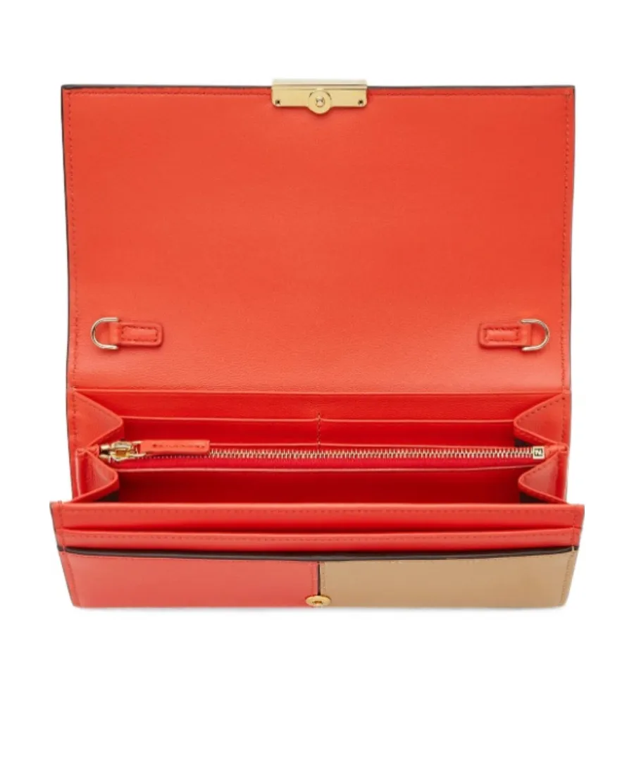 Baguette Logo Details Chain Wallet