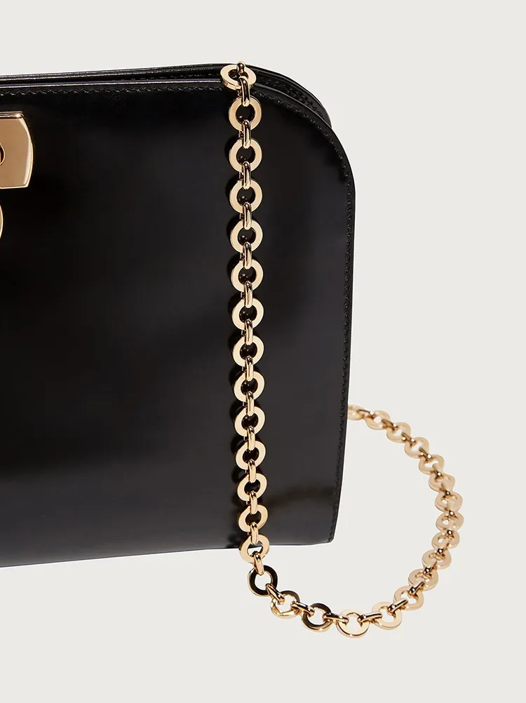 Salvatore Ferragamo Logo Plaque Chain Linked Clutch