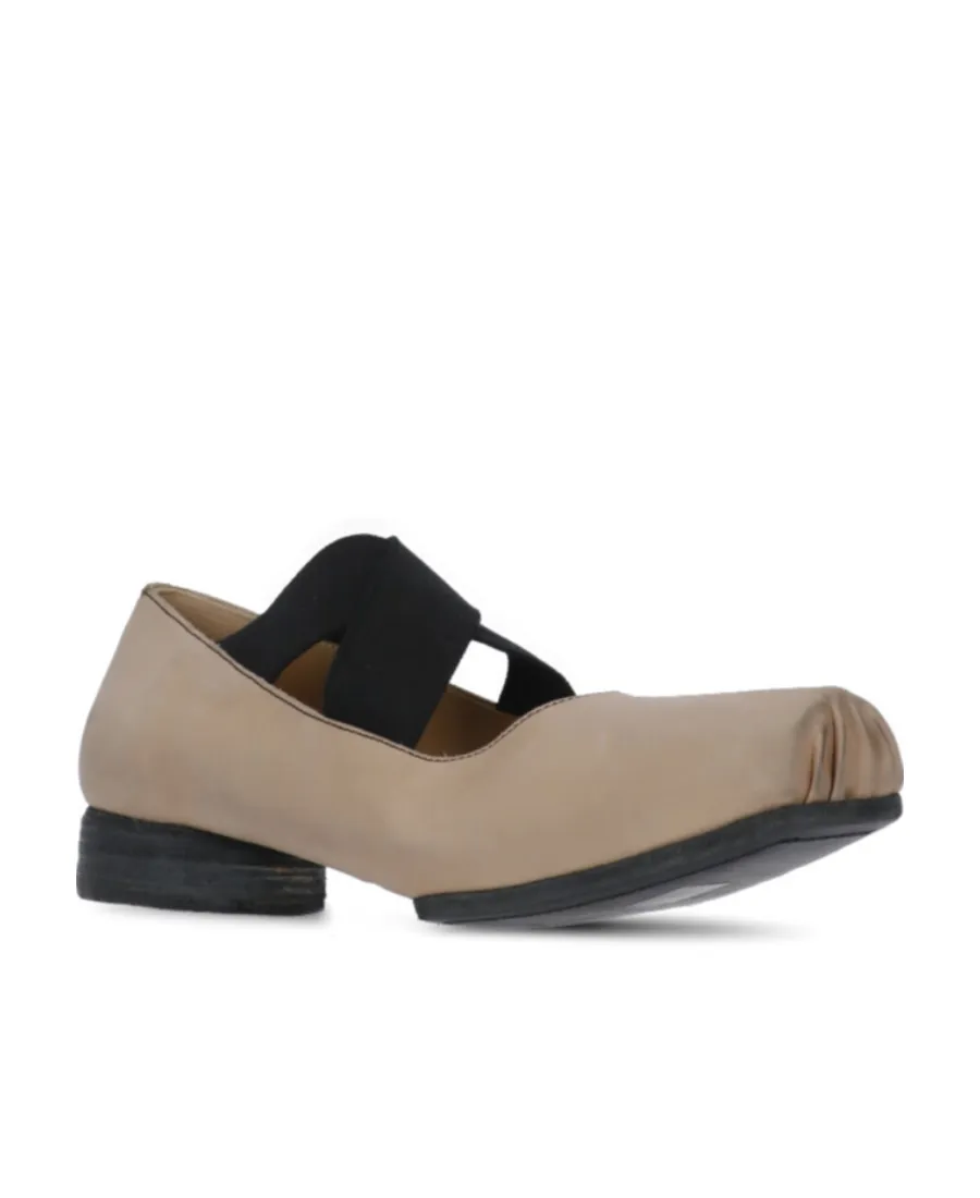 Square Head Flat-Soled Shoes