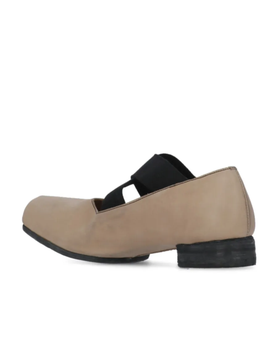 Square Head Flat-Soled Shoes