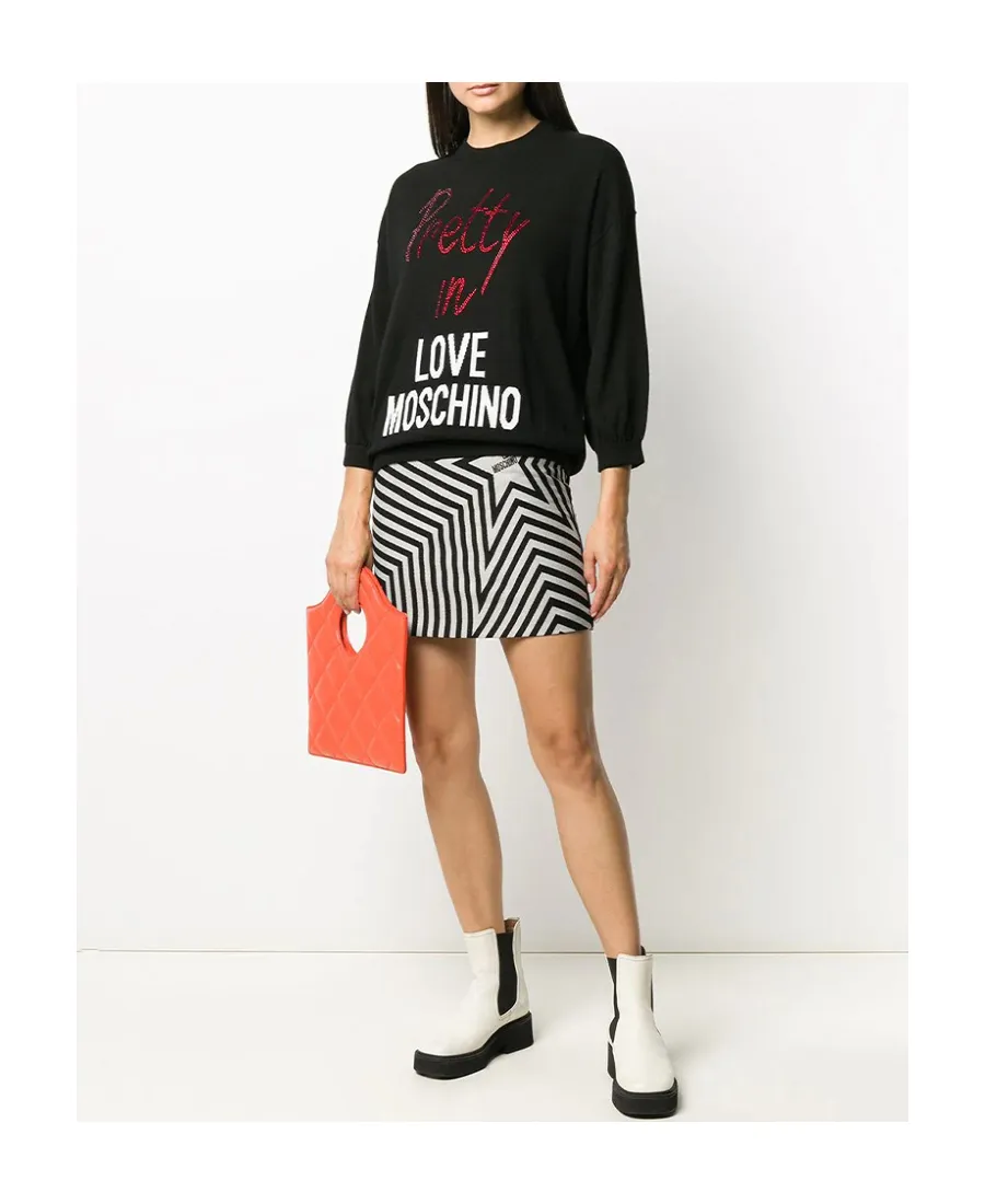 Round Neck Knitted Sweater